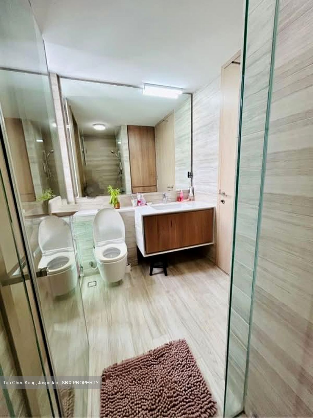 J Gateway (D22), Condominium #530641341